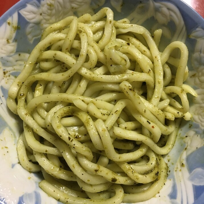 レンジでバジルソースうどん